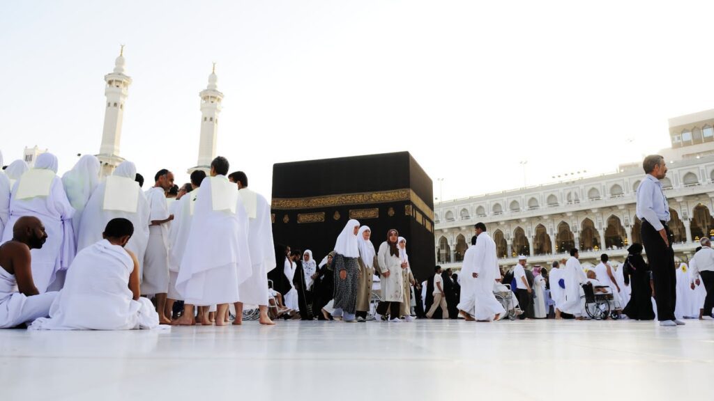 Crosson Classic Umrah Packages 2025 – Premium Pilgrimage Services
